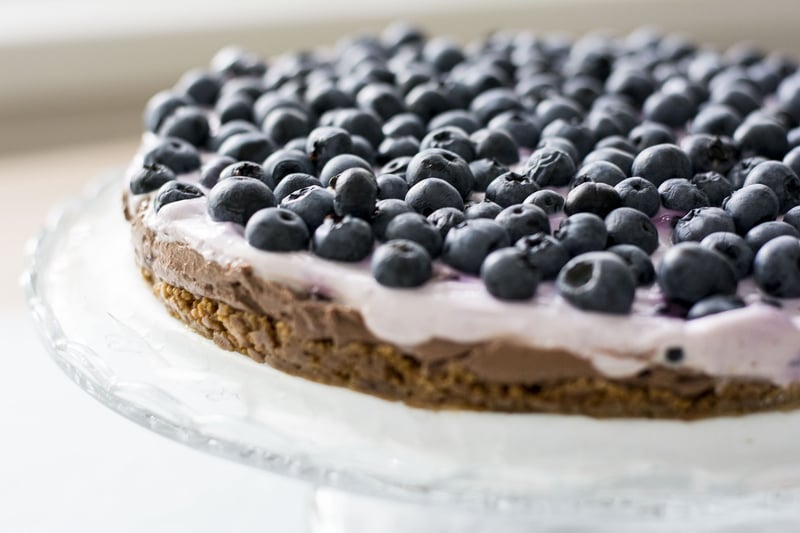 Wilderness-Inspired Cake